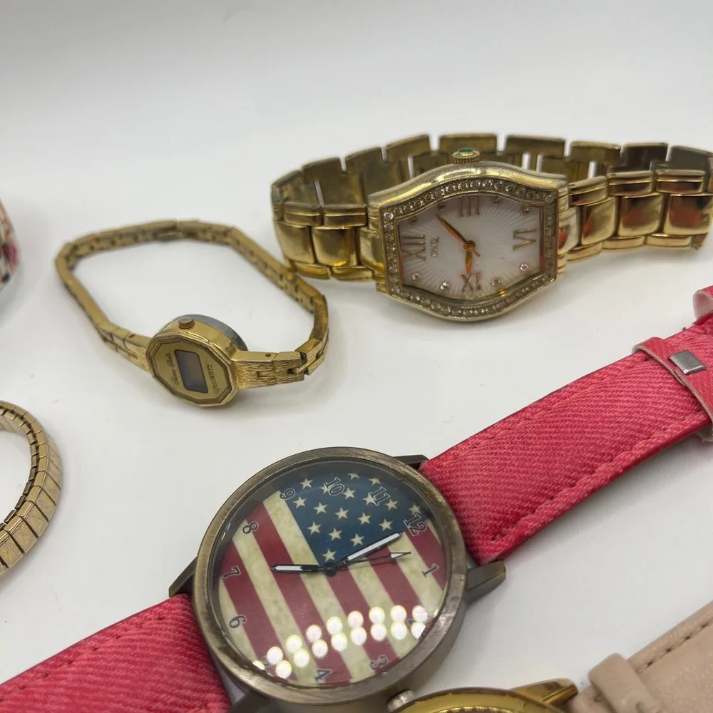 Lot of‎ 8 Womens Fashion Watches Assorted Styles Bands Faces
